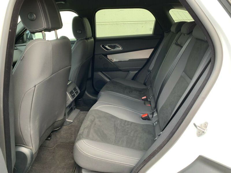 Land Rover Range Rover Velar • 2018 • 115,000 km 5