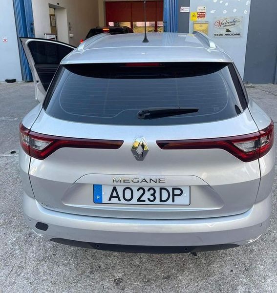 Renault Mégane • 2019 • 80,000 km 5