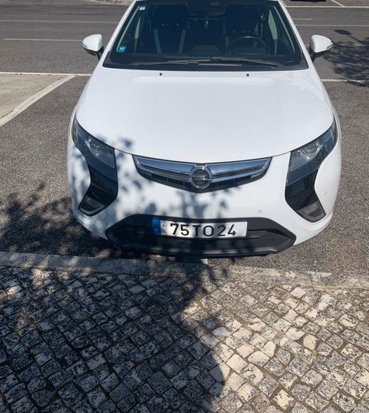 Opel Ampera • 2012 • 149,999 km 9