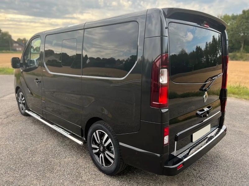 Renault 10 • 2021 • 56,000 km 4