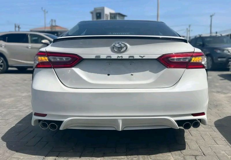 Toyota Camry • 2021 • 50,000 km 3