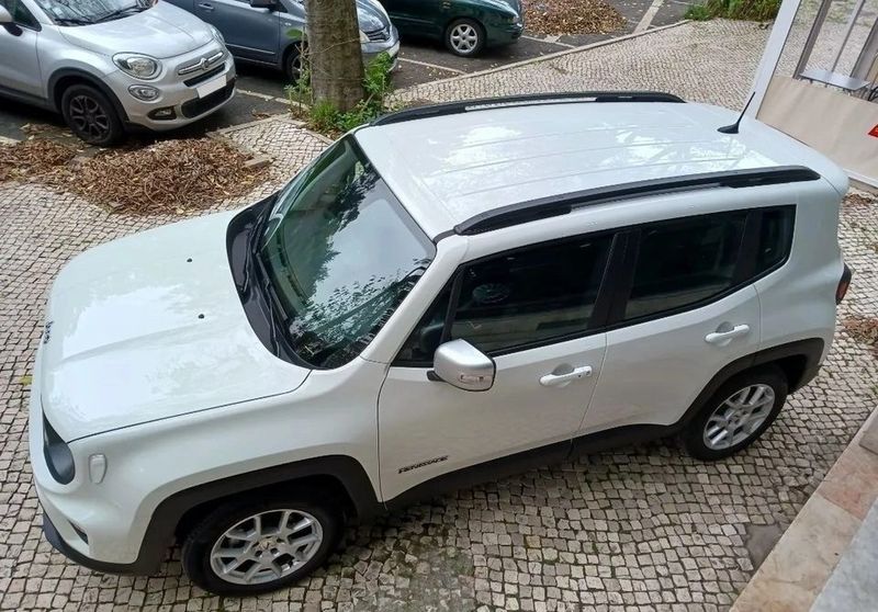 Jeep Renegade • 2022 • 30,350 km 3