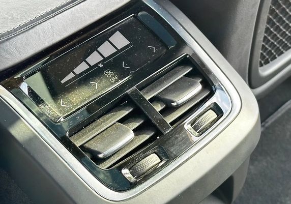 Volvo V90 • 2016 • 119,000 km 29