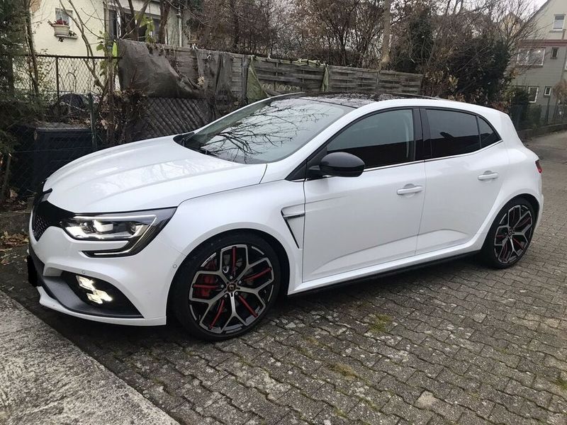 Renault Mégane • 2019 • 54,800 km 3