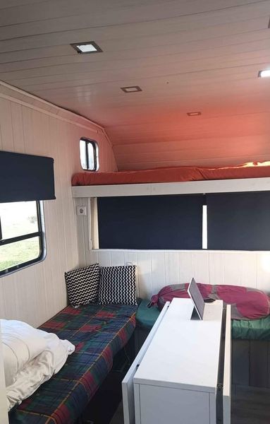 Toyota Hiace Van • 1989 • 470,000 km 3
