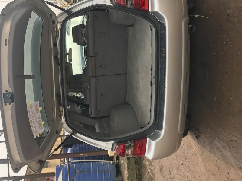 Toyota 4 Runner Limited • 2006 • 156,500 km 3