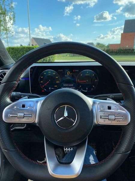 Mercedes-Benz A-Class • 2019 • 79,000 km 5