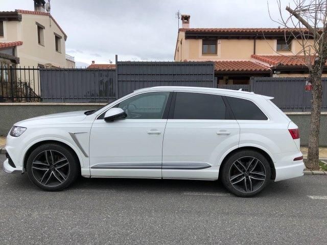 Audi Q7 • 2016 • 140,000 km 1