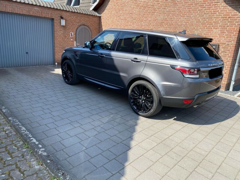 Land Rover Range Rover Sport • 2016 • 103,000 km 4