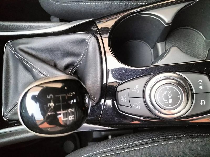 Infiniti Q • 2019 • 45,372 km 13