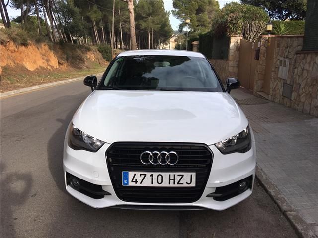 Audi A1 • 2014 • 114,000 km 1