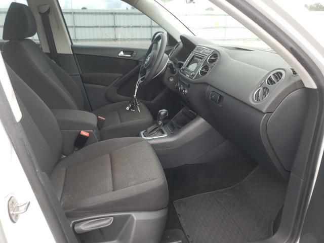 Volkswagen Tiguan • 2018 • 10,000 mi 5