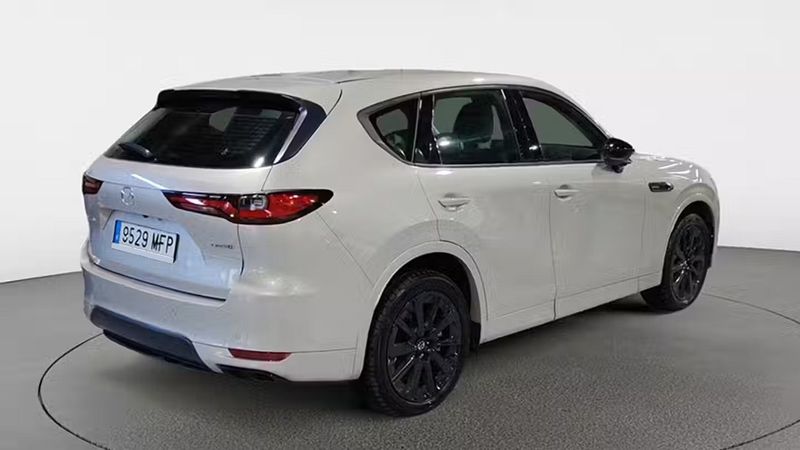 Mazda CX-30 • 2023 • 19,842 km 3