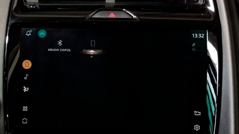 Jaguar E-PACE • 2021 • 32,978 km 25