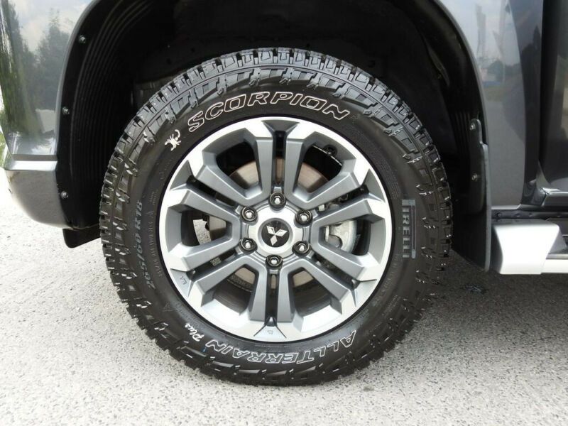 Mitsubishi L200 • 2020 • 70,990 km 7