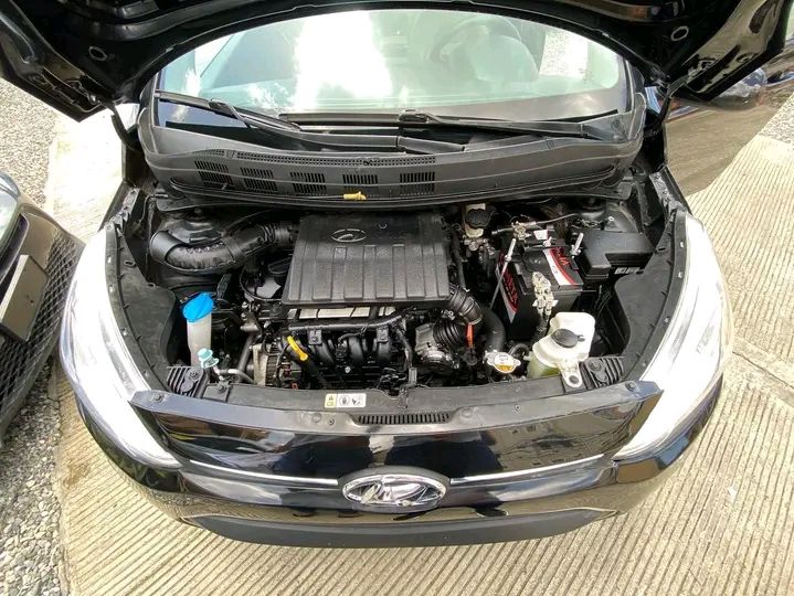 Hyundai i10 • 2020 • 50,000 km 3