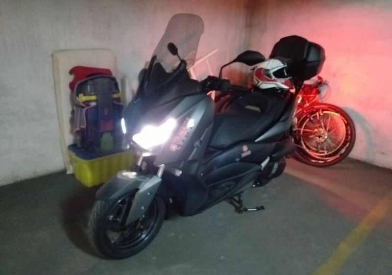Yamaha x-max • 2020 • 2,400 km 1