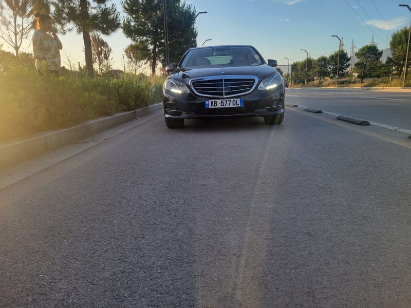 Mercedes-Benz E-Class • 2015 • 240,000 km 7