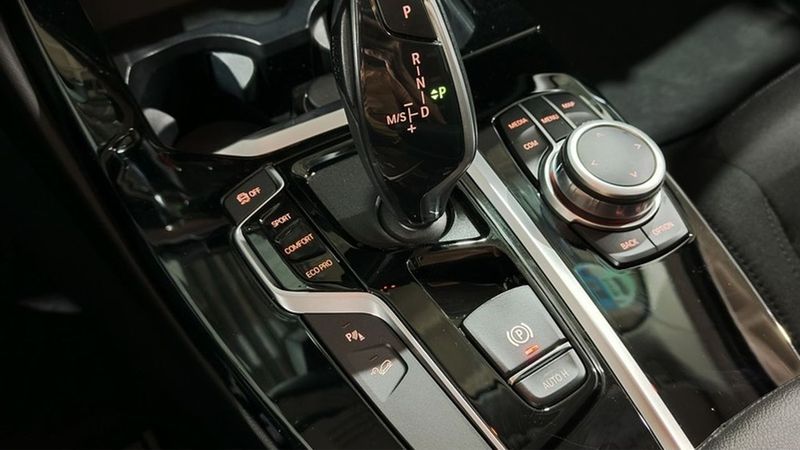 BMW X4 • 2021 • 46,200 km 3