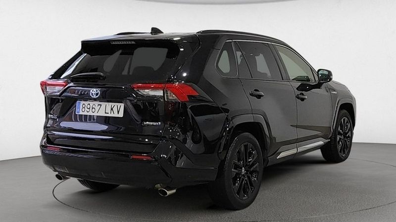 Toyota RAV4 • 2020 • 72,681 km 3