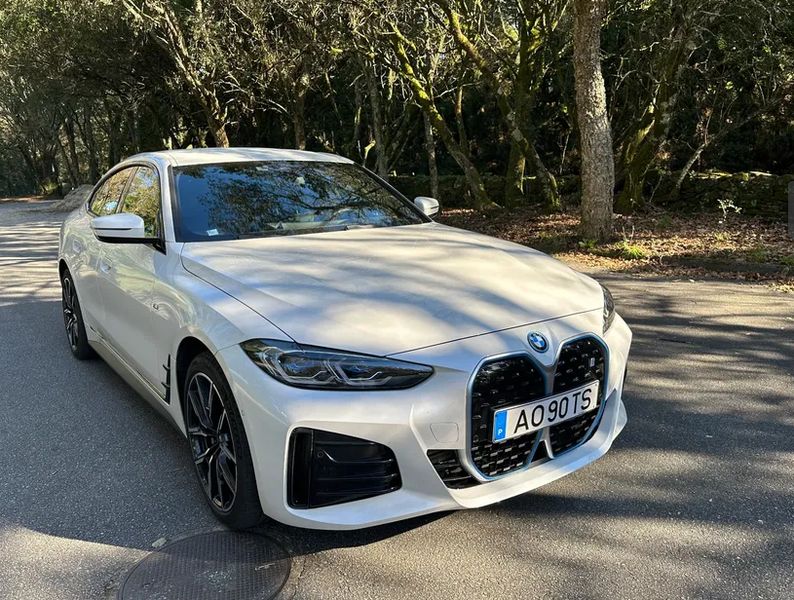 BMW i3 • 2022 • 15,500 km 2