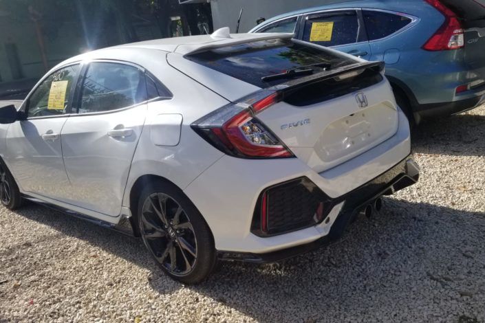 Honda Civic • 2019 • 60 km 3