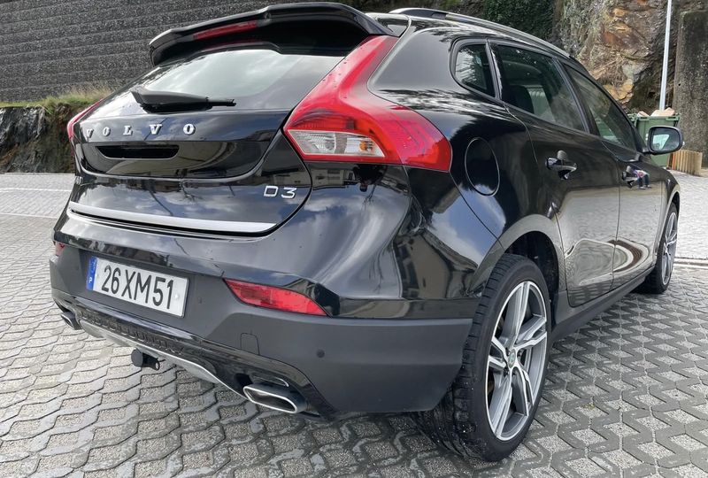 Volvo V40 • 2019 • 118,125 km 4