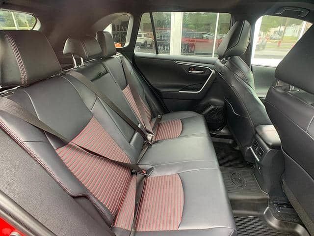 Toyota RAV4 Hybrid • 2021 • 34,500 km 19