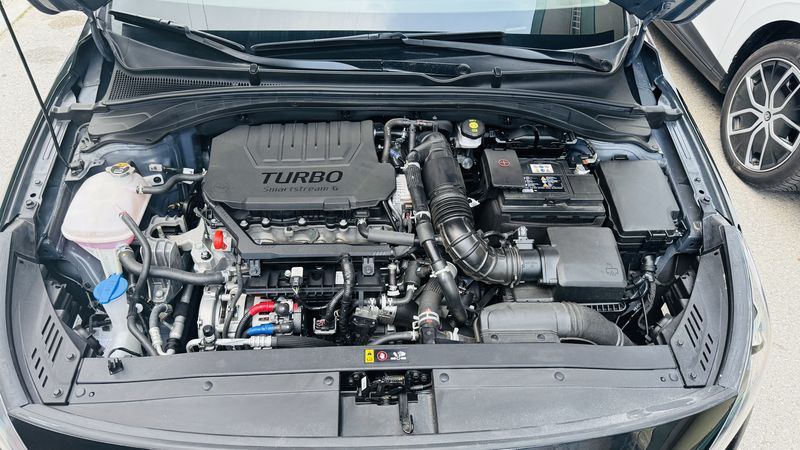 Hyundai i30 CW • 2024 • 12,100 km 10