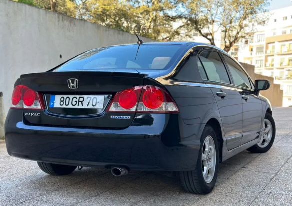 Honda Civic • 2008 • 120,000 km 1