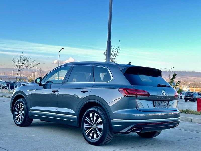 Volkswagen Touareg • 2019 • 160,000 km 16
