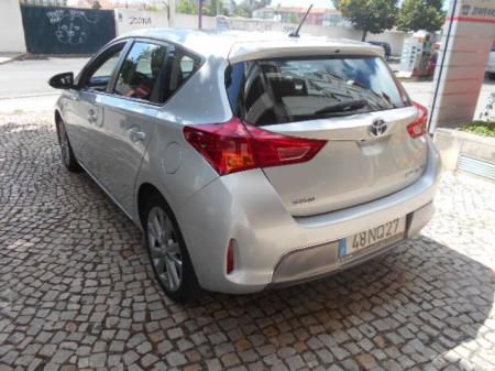 Toyota Auris • 2013 • 39,000 km 2