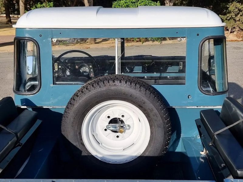Land Rover LR3 • 1976 • 65,800 km 36