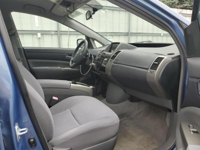 Toyota Prius • 2006 • 12 km 7