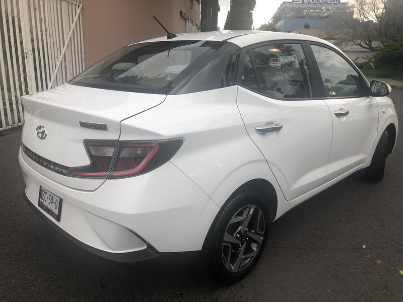 Hyundai i10 • 2021 • 2,800 km 9