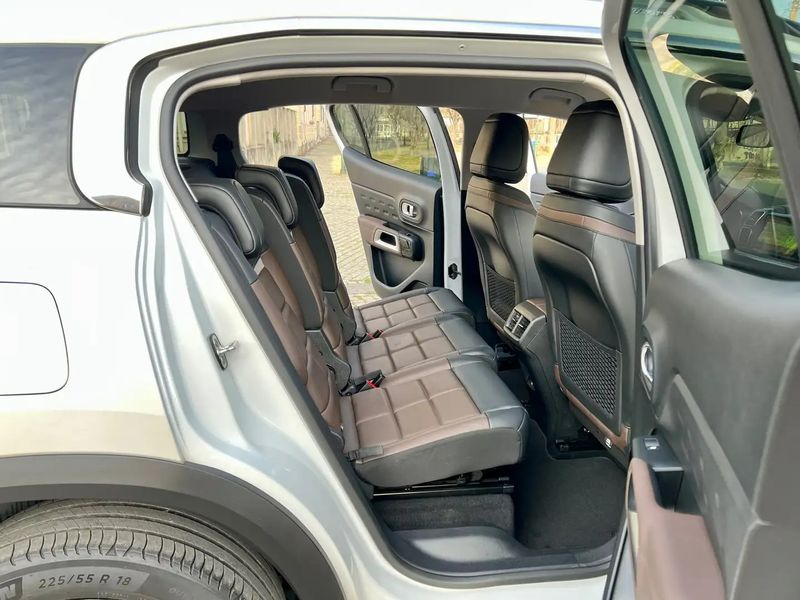 Citroën C5 • 2020 • 58,000 km 12