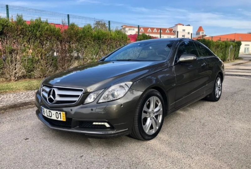 Mercedes-Benz E-Class • 2010 • 246,281 km 1