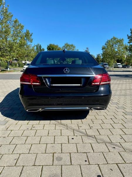 Mercedes-Benz E-Class • 2013 • 166,000 km 15