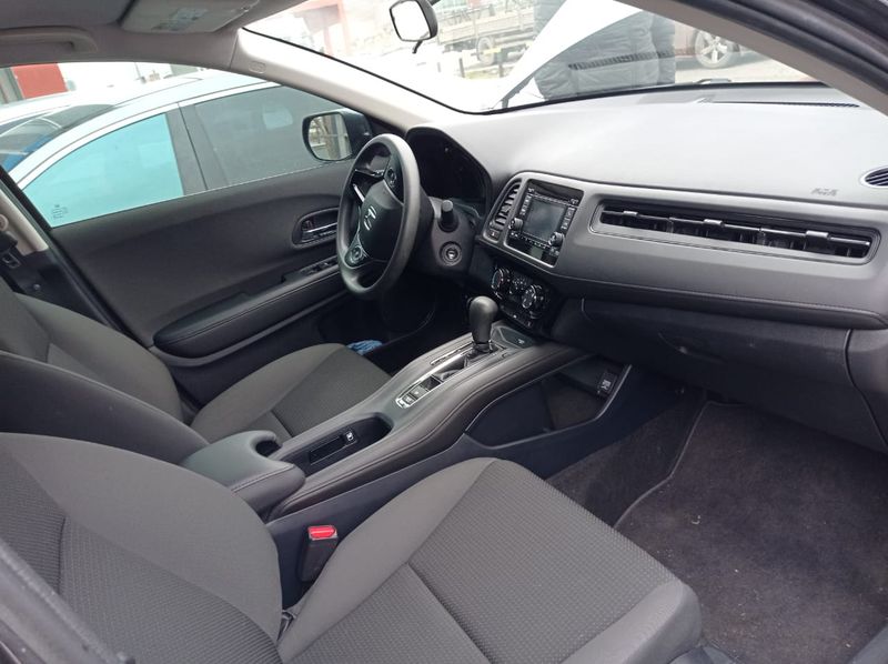 Honda HR-V • 2021 • 9,000 mi 3