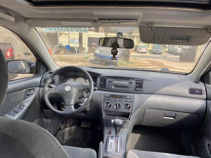 Toyota Corolla • 2004 • 126,340 km 2