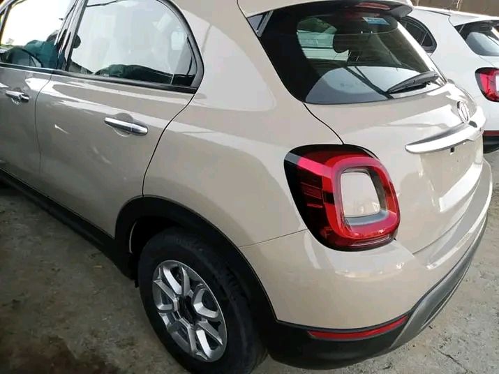 Fiat 500 • 2017 • 50,000 km 3