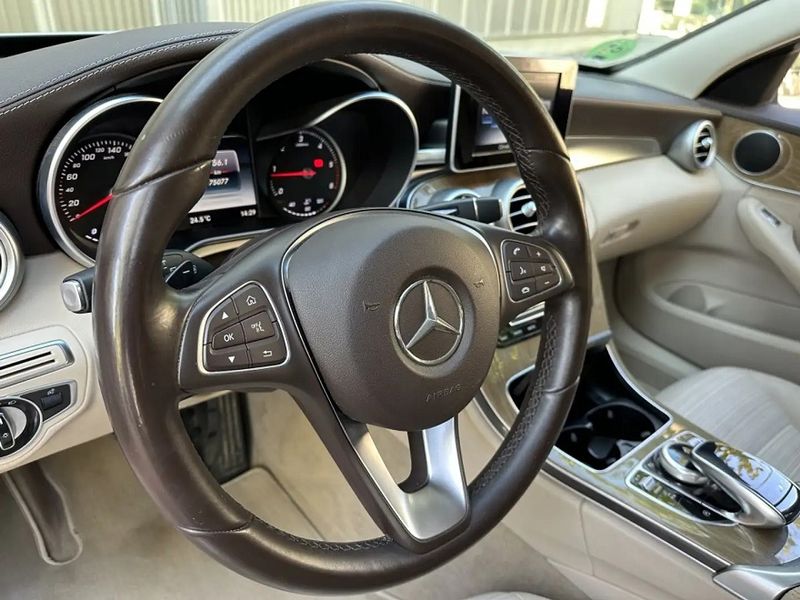 Mercedes-Benz C • 2015 • 75,000 km 8