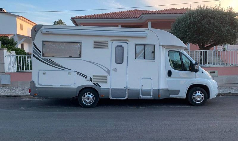 Fiat 1100 • 2011 • 160,000 km 2