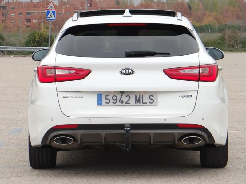 Kia Optima • 2017 • 69,900 km 6