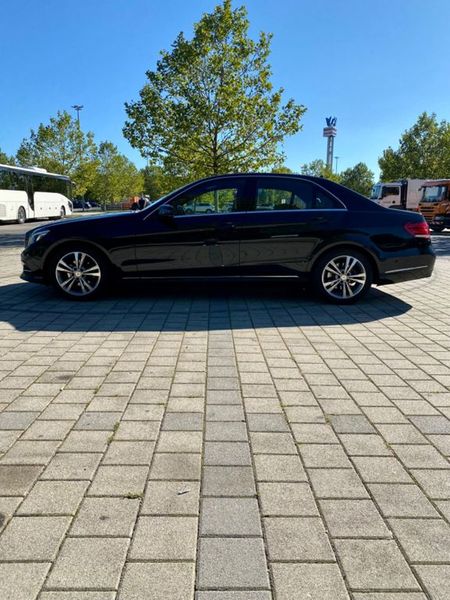 Mercedes-Benz E-Class • 2013 • 166,000 km 9