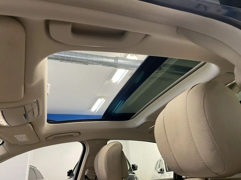 Mercedes-Benz S • 2016 • 84,000 km 4