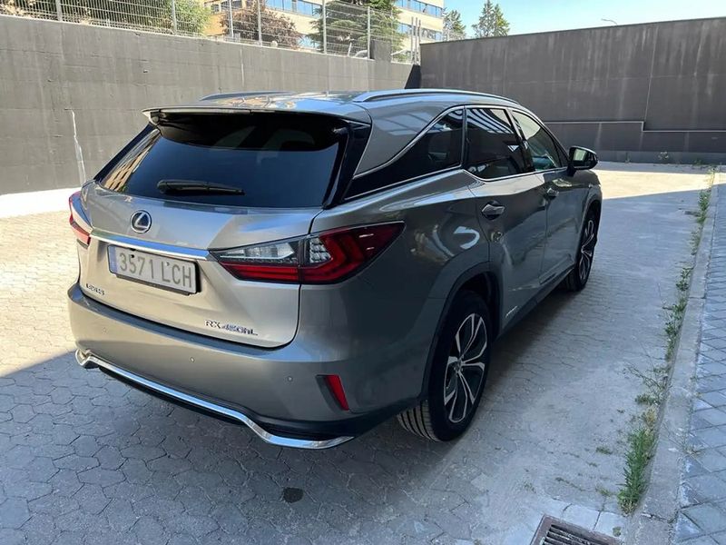 Lexus RX • 2020 • 98,000 km 3