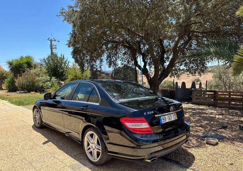 Mercedes-Benz C • 2007 • 247,203 km 1