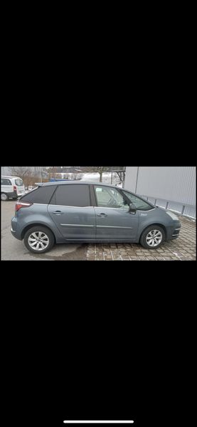 Citroën C4 Grand Picasso • 2011 • 102,000 km 3