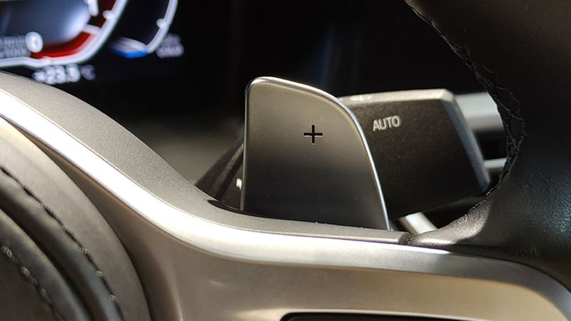 BMW 3 Series • 2022 • 45,000 km 24